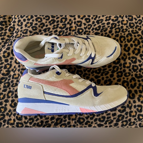 Diadora Cream Sneakers with Pink and Blue Highlights - Picture 3 of 5